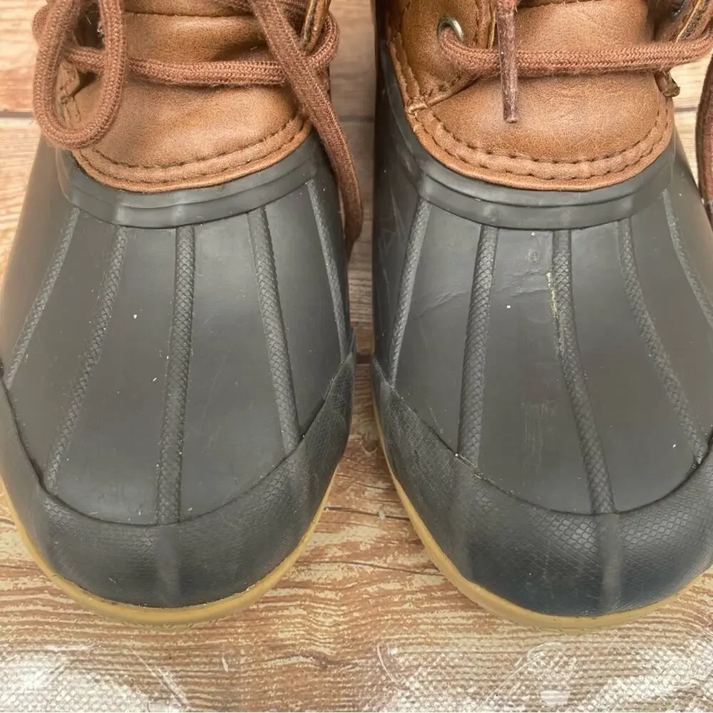 Sperry duck boots size 4M